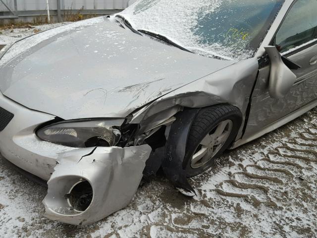 2G2WP552371235105 - 2007 PONTIAC GRAND PRIX SILVER photo 9