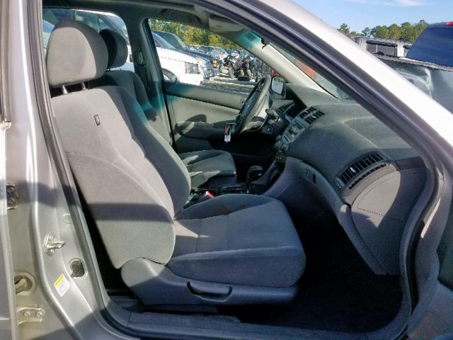 1HGCM66326A058590 - 2006 HONDA ACCORD LX SILVER photo 5