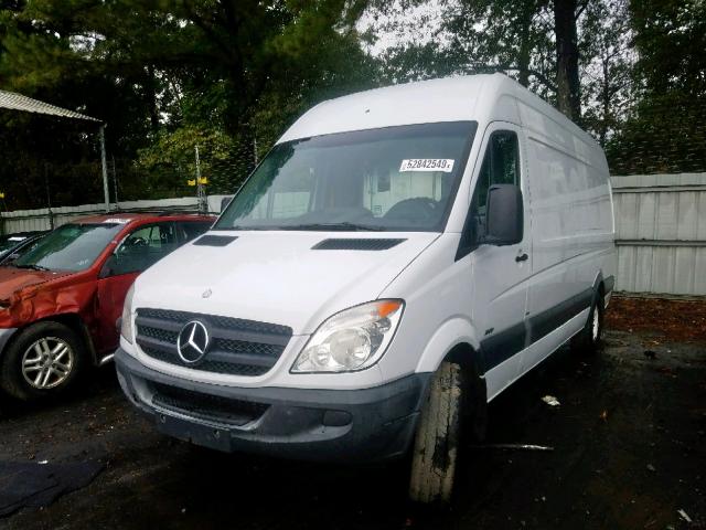 WD3PE8CB5C5696898 - 2012 MERCEDES-BENZ SPRINTER 2 WHITE photo 2