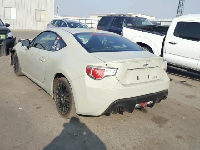 JF1ZNAA1XG8706870 - 2016 TOYOTA SCION FR-S WHITE photo 3