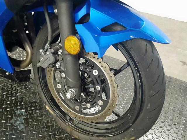 JKAEXKH15JDA08242 - 2018 KAWASAKI EX400 BLUE photo 10