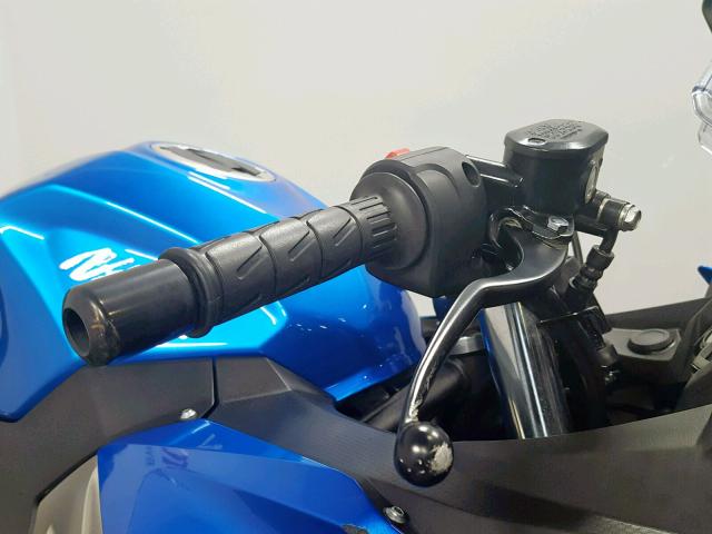 JKAEXKH15JDA08242 - 2018 KAWASAKI EX400 BLUE photo 11