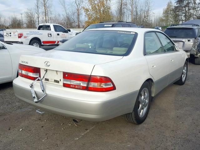 JT8BF28G4Y5077794 - 2000 LEXUS ES 300 WHITE photo 4