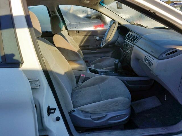 1FAFP55S81A151070 - 2001 FORD TAURUS SES WHITE photo 5