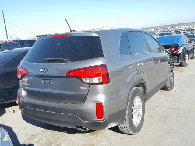 5XYKT3A6XEG470204 - 2014 KIA SORENTO LX GRAY photo 4