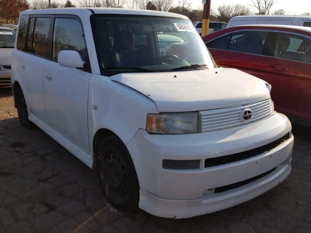 JTLKT324350196402 - 2005 TOYOTA SCION XB Ақ фото 1