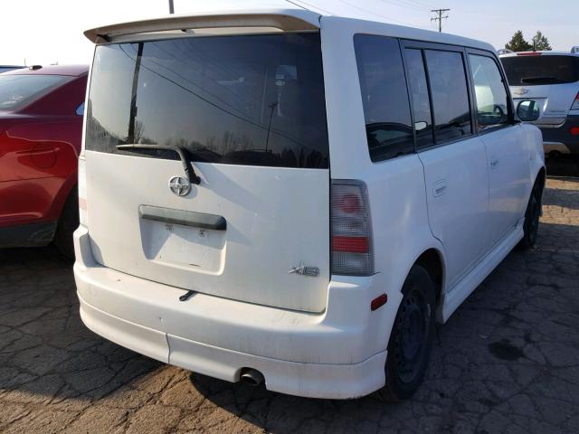 JTLKT324350196402 - 2005 TOYOTA SCION XB Ақ фото 4