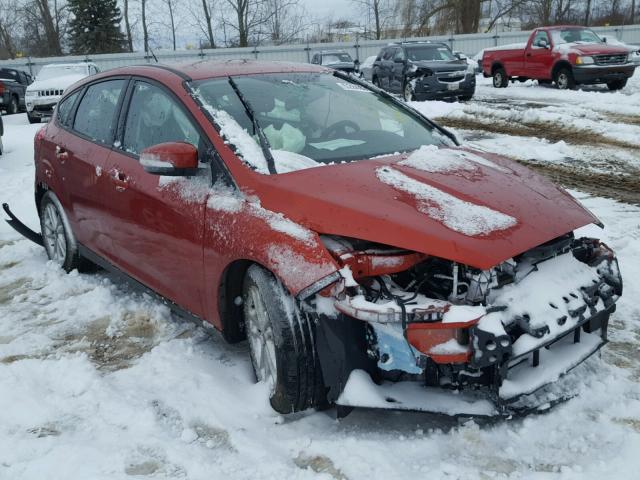 1FADP3K28JL268555 - 2018 FORD FOCUS SE ORANGE photo 1