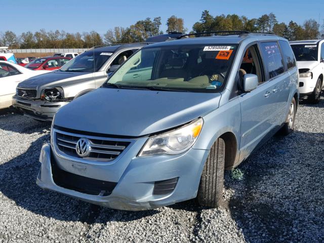 2V8HW34199R555011 - 2009 VOLKSWAGEN ROUTAN SE BLUE photo 2