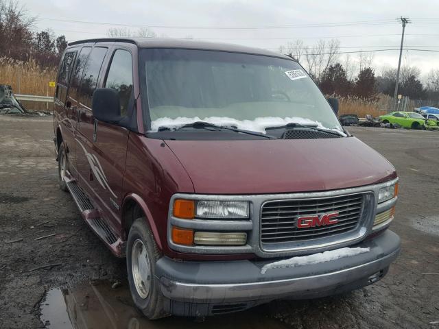 1GDFG15RX11224161 - 2001 GMC SAVANA RV RED photo 1