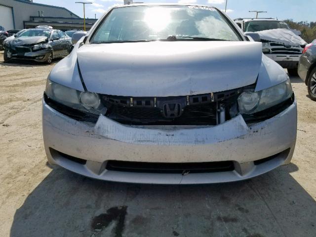 1HGFA16549L023441 - 2009 HONDA CIVIC LX SILVER photo 9