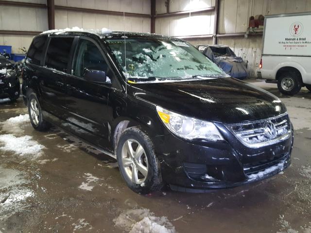 2V4RW3D18AR323056 - 2010 VOLKSWAGEN ROUTAN SE BLACK photo 1