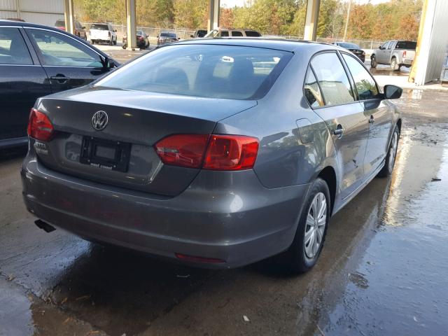 3VW2K7AJ9EM333902 - 2014 VOLKSWAGEN JETTA BASE GRAY photo 4