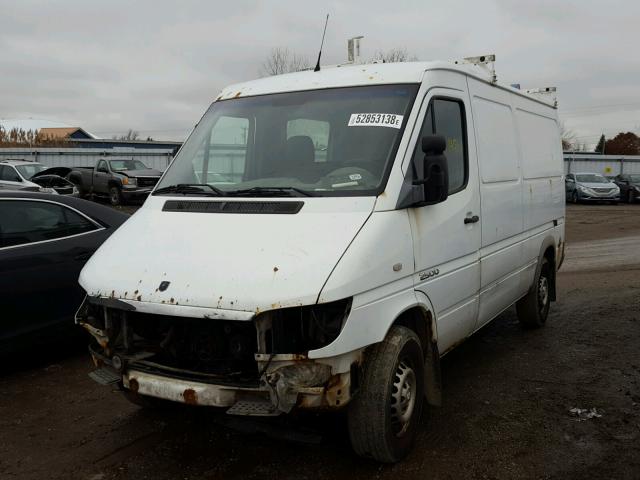 WD0PD644565963241 - 2006 DODGE SPRINTER 2 WHITE photo 2