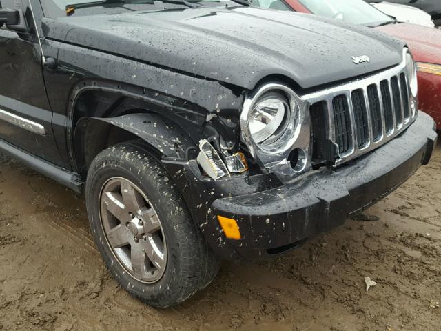 1J4GL58K15W726313 - 2005 JEEP LIBERTY LI BLACK photo 9