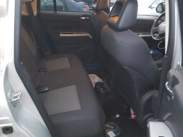 1J8FF47W08D786955 - 2008 JEEP COMPASS SP 银色 照片 6