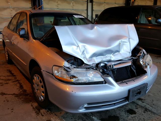 1HGCF86691A033369 - 2001 HONDA ACCORD VAL SILVER photo 1