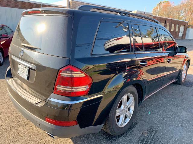 4JGBF71E27A251256 - 2007 MERCEDES-BENZ GL 450 4MA BLACK photo 4