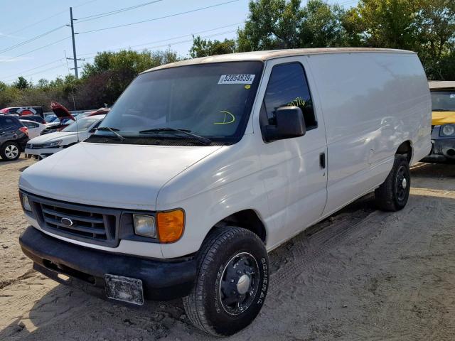 1FTSS34P04HA72819 - 2004 FORD ECONOLINE WHITE photo 2