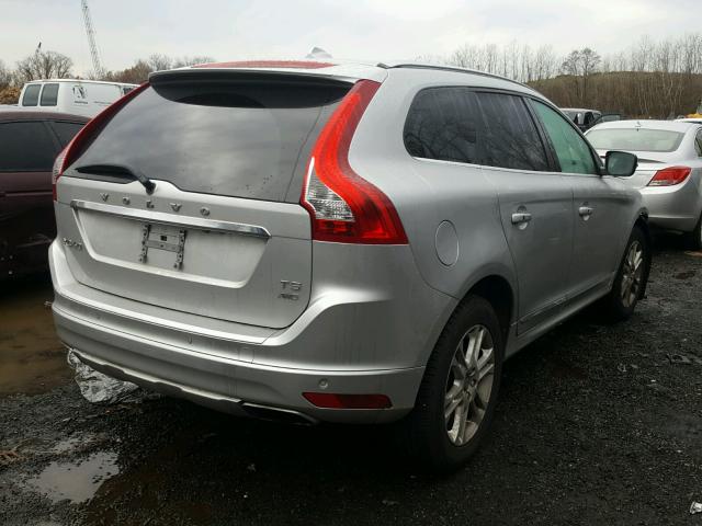 YV4612RKXG2853024 - 2016 VOLVO XC60 T5 SILVER photo 4