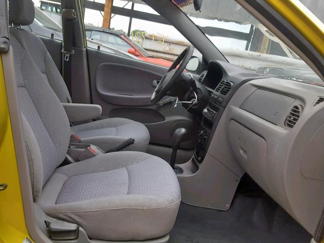 KNADC123416068092 - 2001 KIA RIO GREEN photo 5