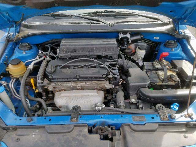 KNADC125046302931 - 2004 KIA RIO BLUE photo 7