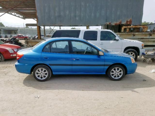 KNADC125046302931 - 2004 KIA RIO BLUE photo 9