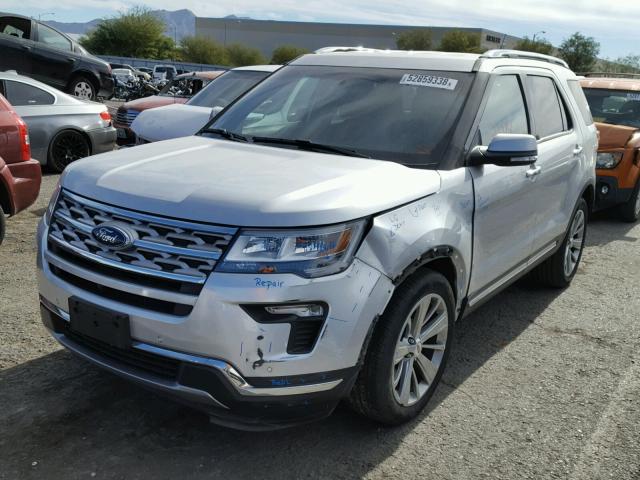 1FM5K7F86JGA70659 - 2018 FORD EXPLORER L SILVER photo 2