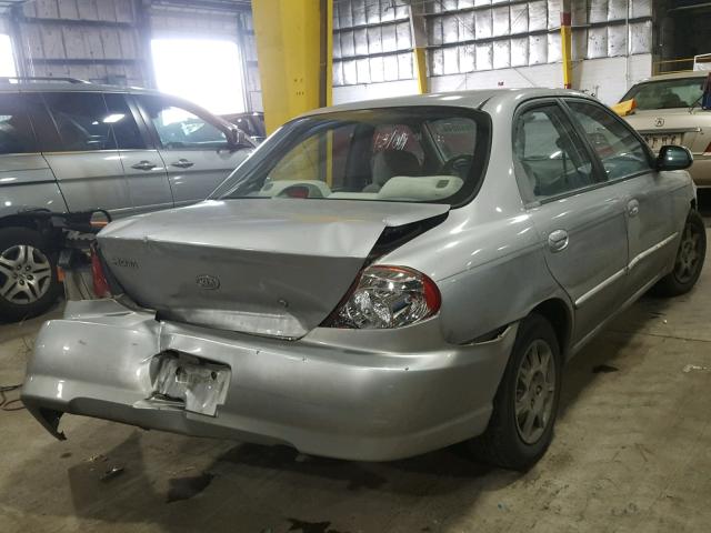 KNAFB121X35266193 - 2003 KIA SPECTRA BA SILVER photo 4