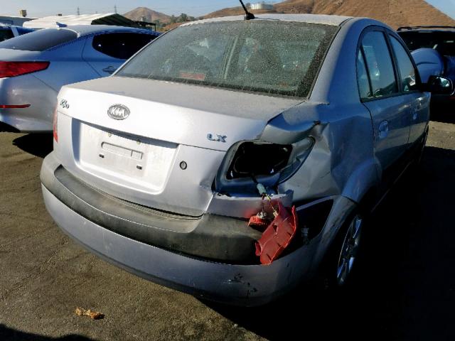 KNADE123966137635 - 2006 KIA RIO SILVER photo 4