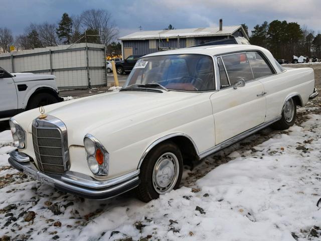 1110211055037 - 1964 MERCEDES-BENZ 220 SE WHITE photo 2