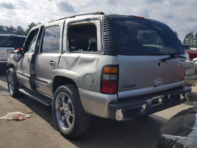 1GKEC13V74J328952 - 2004 GMC YUKON GRAY photo 3