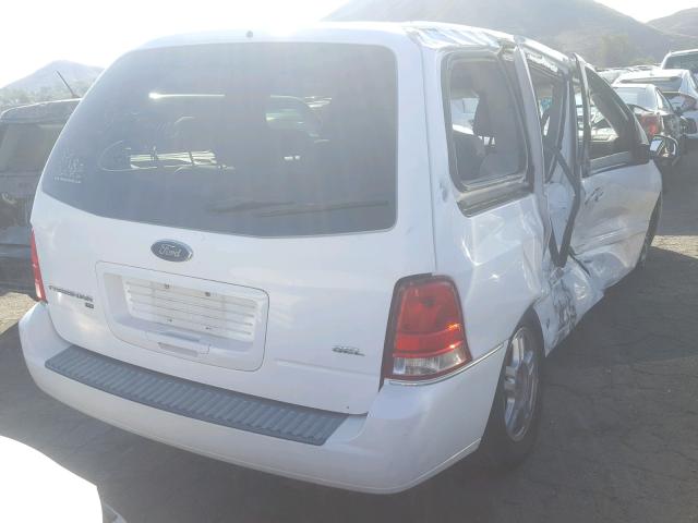 2FMZA52275BA65090 - 2005 FORD FREESTAR S WHITE photo 4