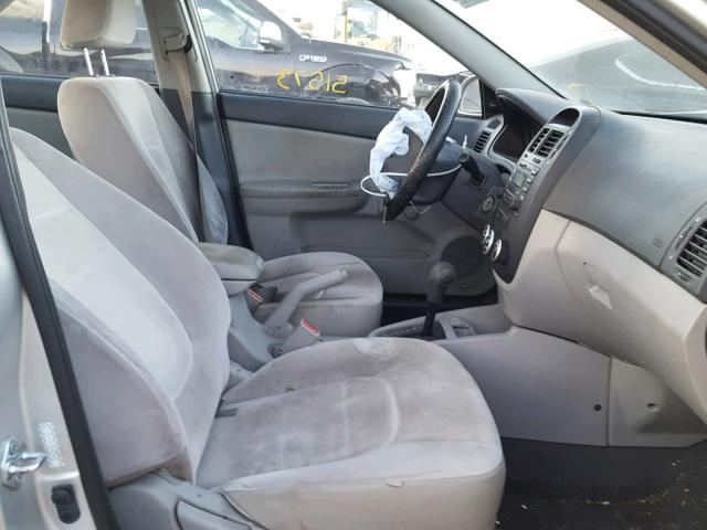 KNAFE222895619917 - 2009 KIA SPECTRA EX SILVER photo 5