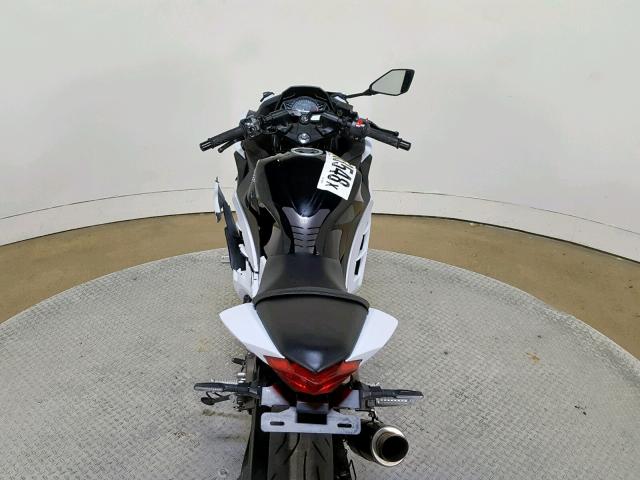 JKAEX8A18EA006972 - 2014 KAWASAKI EX300 A WHITE photo 9