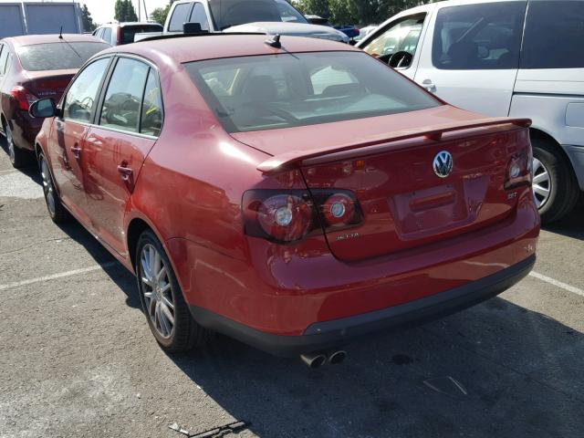 3VWRA71K68M191538 - 2008 VOLKSWAGEN JETTA WOLF RED photo 3