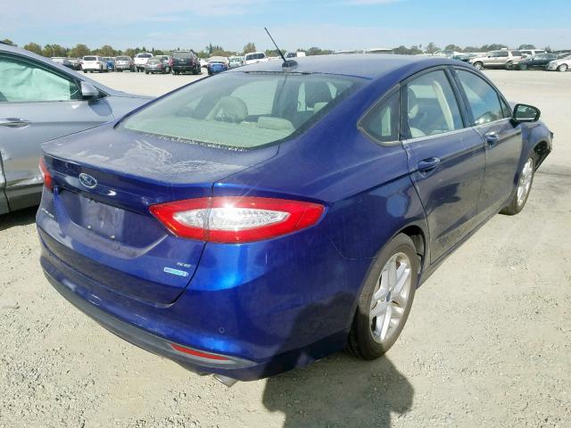 3FA6P0HR2DR133699 - 2013 FORD FUSION SE BLUE photo 4