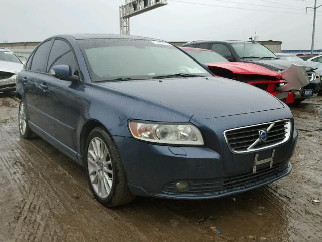 YV1382MS3A2491936 - 2010 VOLVO S40 2.4I BLUE photo 1