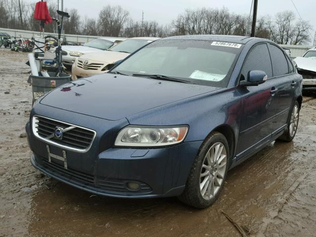 YV1382MS3A2491936 - 2010 VOLVO S40 2.4I BLUE photo 2