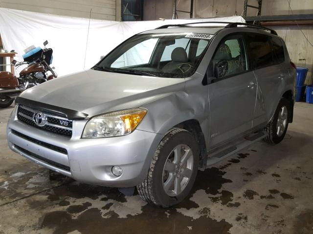 JTMBK31VX66007672 - 2006 TOYOTA RAV4 LIMIT SILVER photo 2