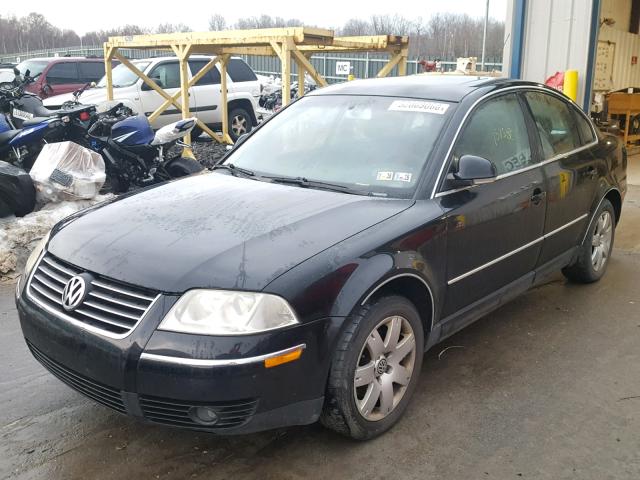 WVWAD63B35P060264 - 2005 VOLKSWAGEN PASSAT GLS BLACK photo 2