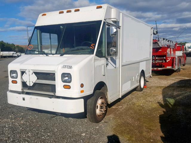 4UZA4FF42WC912119 - 1998 FREIGHTLINER CHASSIS M WHITE photo 2