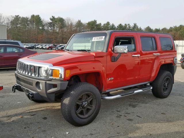 5GTDN136768201387 - 2006 HUMMER H3 RED photo 2