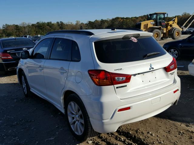 JA4AP4AU4BZ012458 - 2011 MITSUBISHI OUTLANDER WHITE photo 3