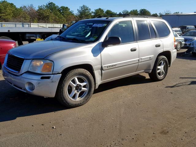 1GKDT13S152122815 - 2005 GMC ENVOY SILVER photo 2