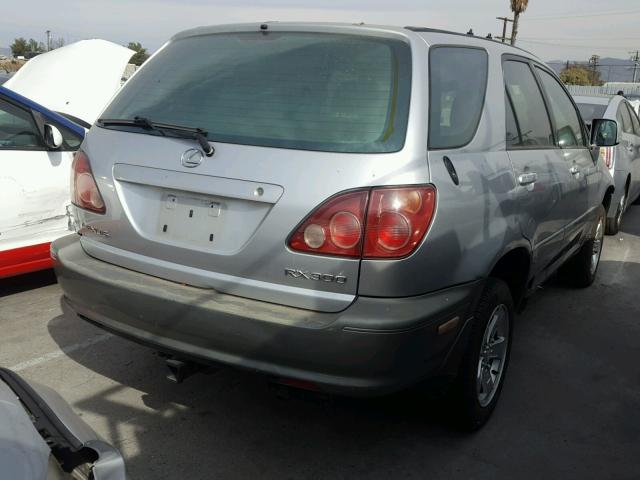 JT6GF10U0X0041879 - 1999 LEXUS RX 300 SILVER photo 4