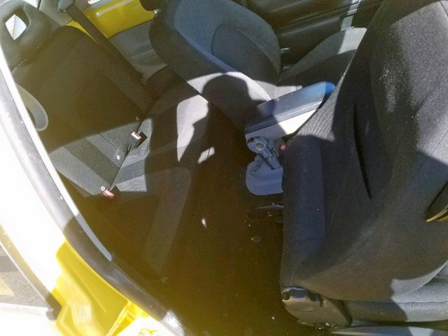 3VWCK21C62M433315 - 2002 VOLKSWAGEN NEW BEETLE 黄色 照片 6