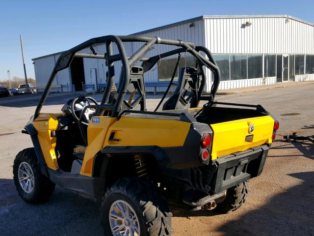 3JBKKCP18CJ001650 - 2012 CAN-AM COMMANDER YELLOW photo 3