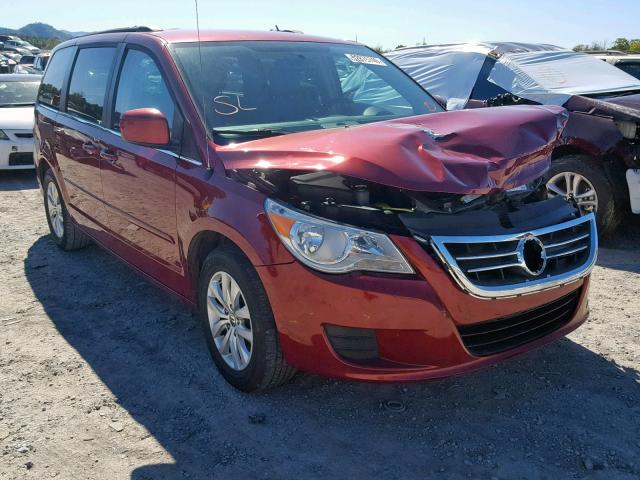 2C4RVABG5CR355300 - 2012 VOLKSWAGEN ROUTAN SE MAROON photo 1