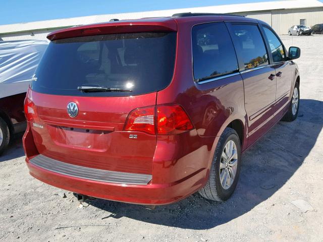 2C4RVABG5CR355300 - 2012 VOLKSWAGEN ROUTAN SE MAROON photo 4